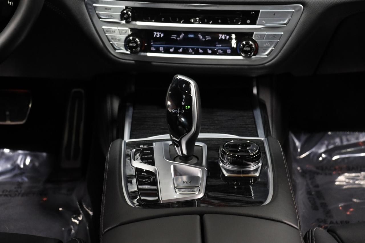 2020 BMW 750i xDrive M Sport Executive Pkg 4dr Sedan Skokie IL
