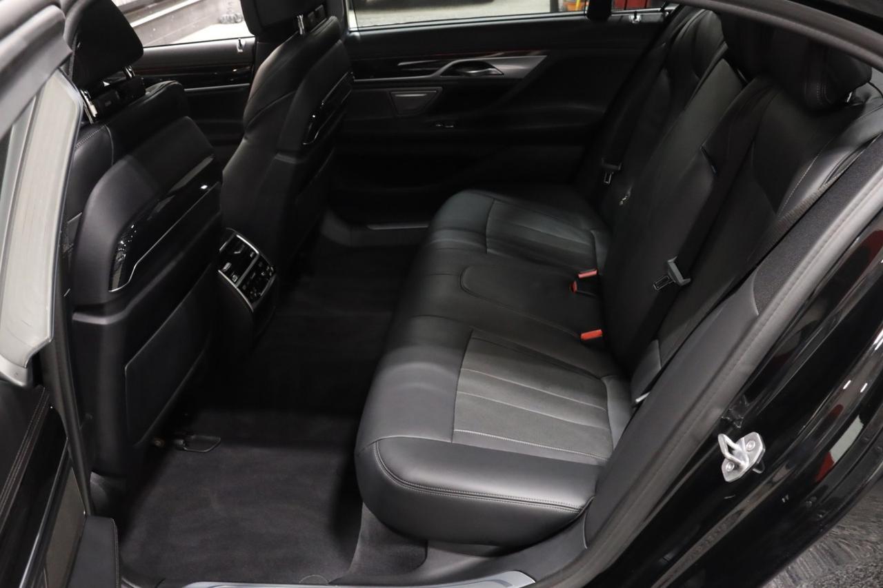 2020 BMW 750i xDrive M Sport Executive Pkg 4dr Sedan Skokie IL