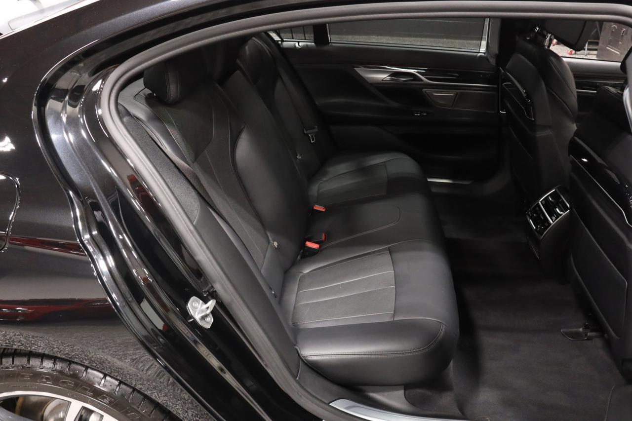 2020 BMW 750i xDrive M Sport Executive Pkg 4dr Sedan Skokie IL