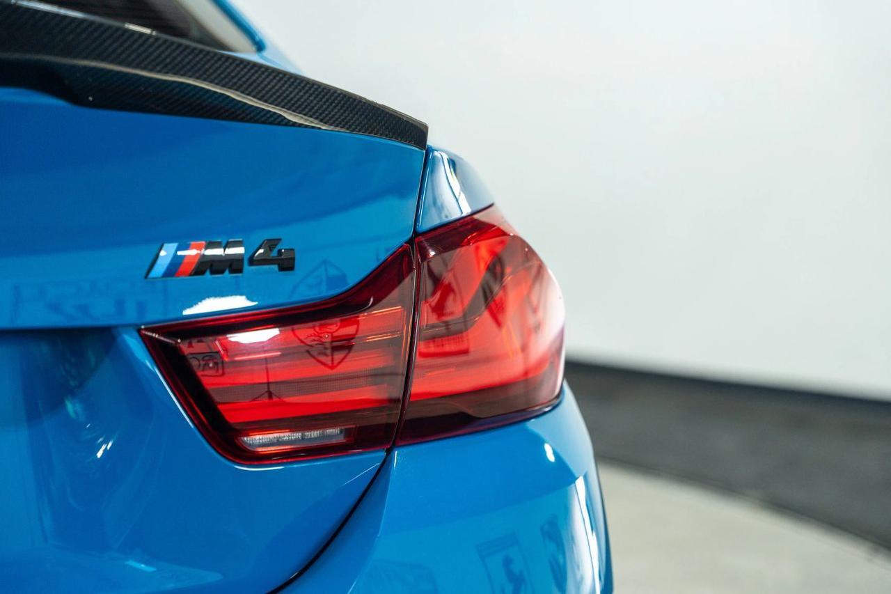 2020 BMW M4 Coupe 2D St. Louis MO