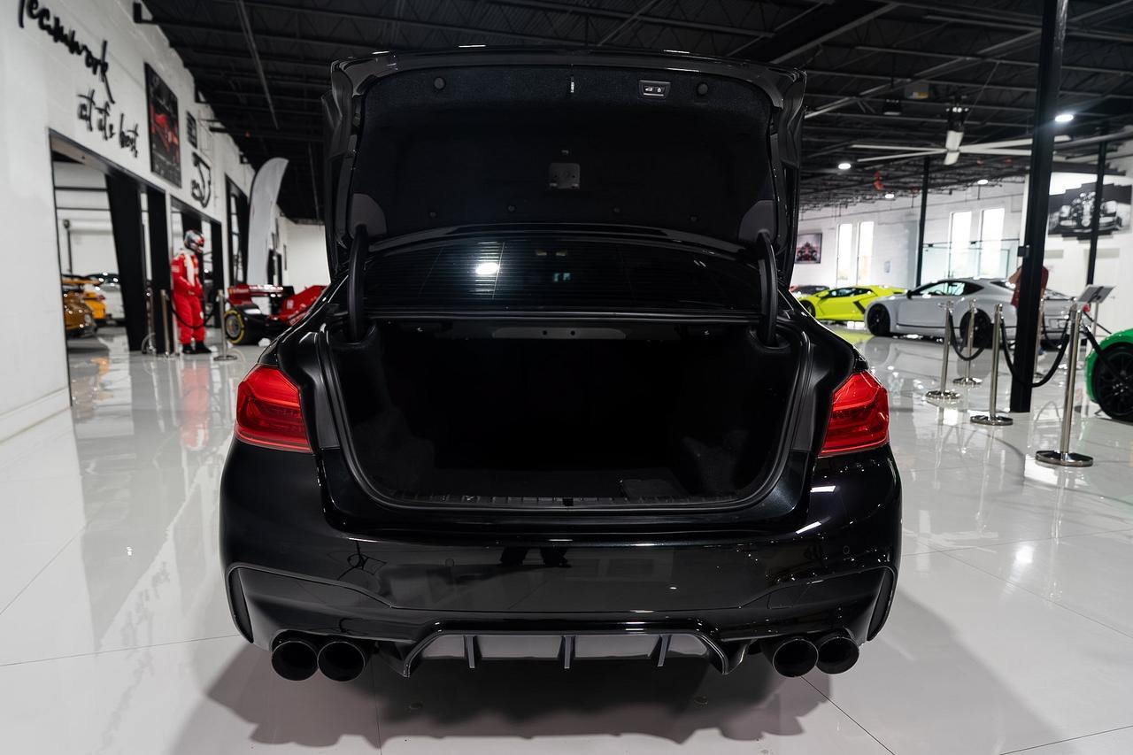 2020 BMW M5 Competition Black Sapphire paint, 360 camera, Bowers & Wilkins audio system AND MUCH MORE!! Fort Lauderdale FL