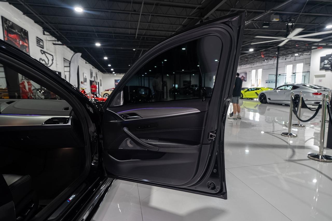 2020 BMW M5 Competition Black Sapphire paint, 360 camera, Bowers & Wilkins audio system AND MUCH MORE!! Fort Lauderdale FL