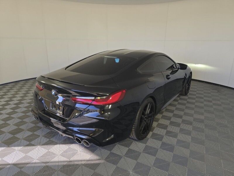 2020 BMW M8