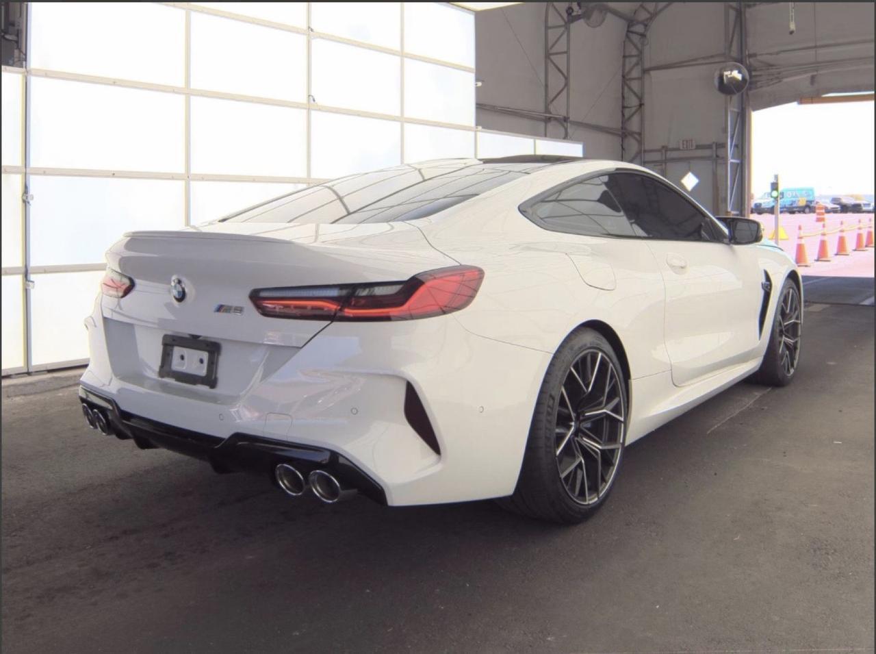 2020 BMW M8