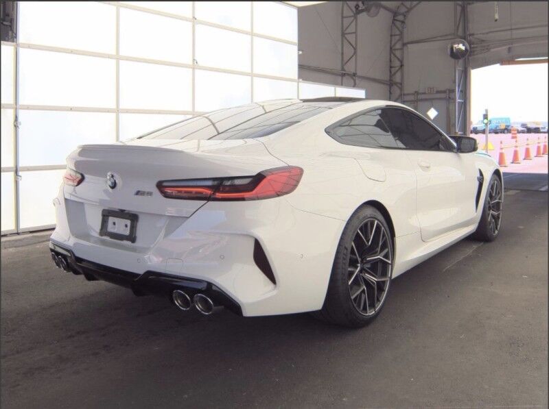 2020 BMW M8