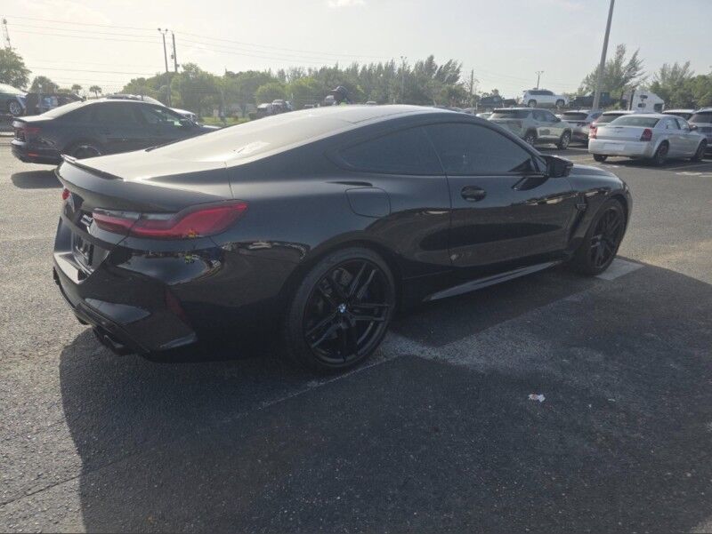 2020 BMW M8