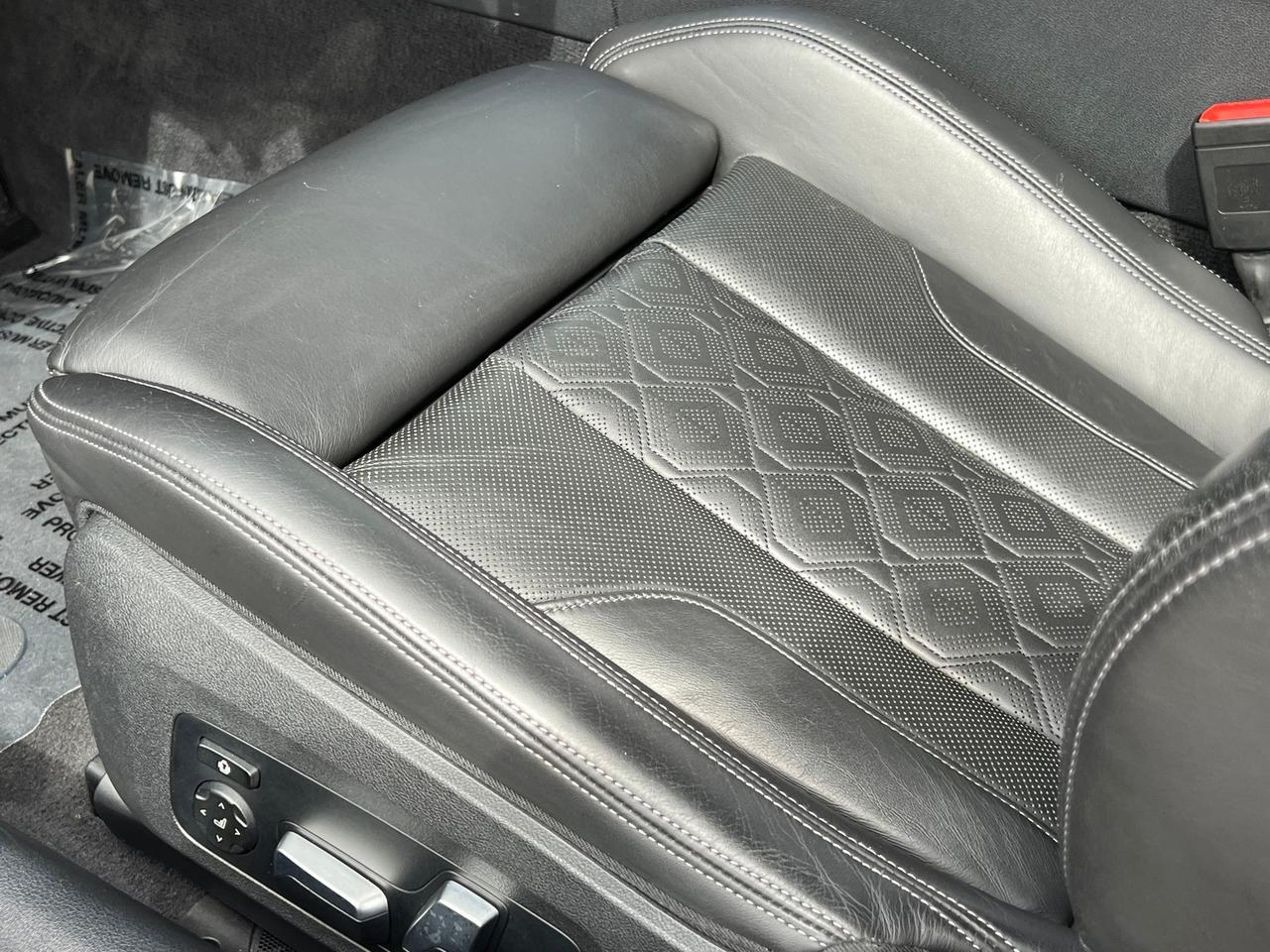 2020 BMW M8 Coupe Base - Photo 35