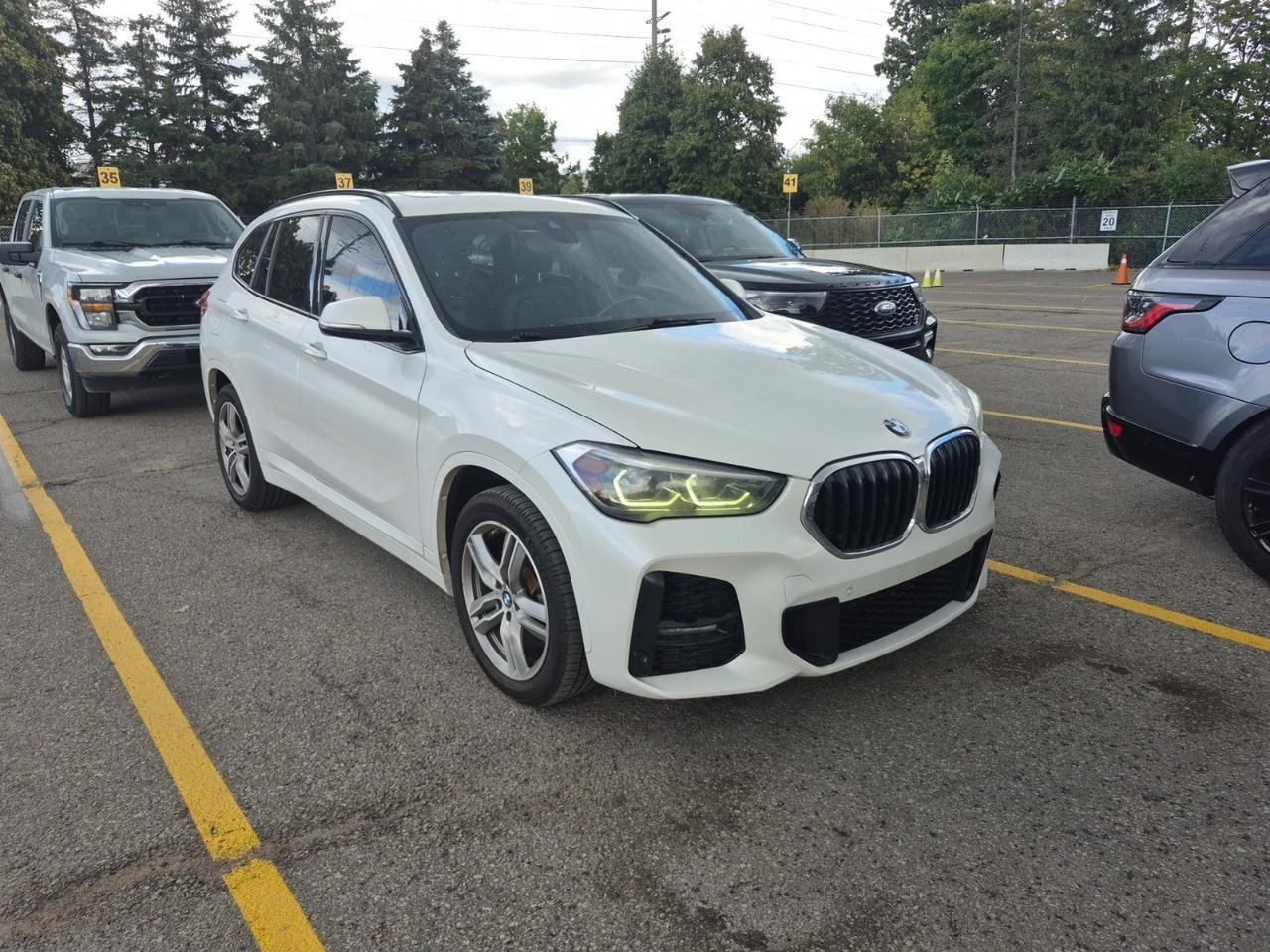 2020 BMW X1 xDrive28i | M-SPORTPKG | PANOROOF | HTD & MMRY SEATS | NAVI | BACKUPCAM | SIRIUSSATRADIO Toronto ON