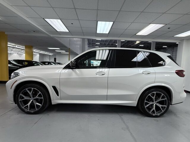 2020 Bmw X5 M50i photo 2