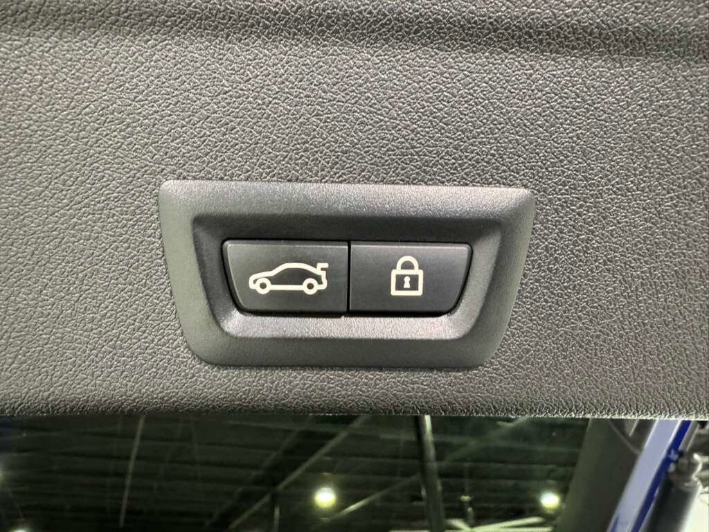 2020 BMW X6 M Competition Marina Bay Blue paint, interior carbon trim,extended leather,Bowers & Wilkins AND MORE!! Fort Lauderdale FL