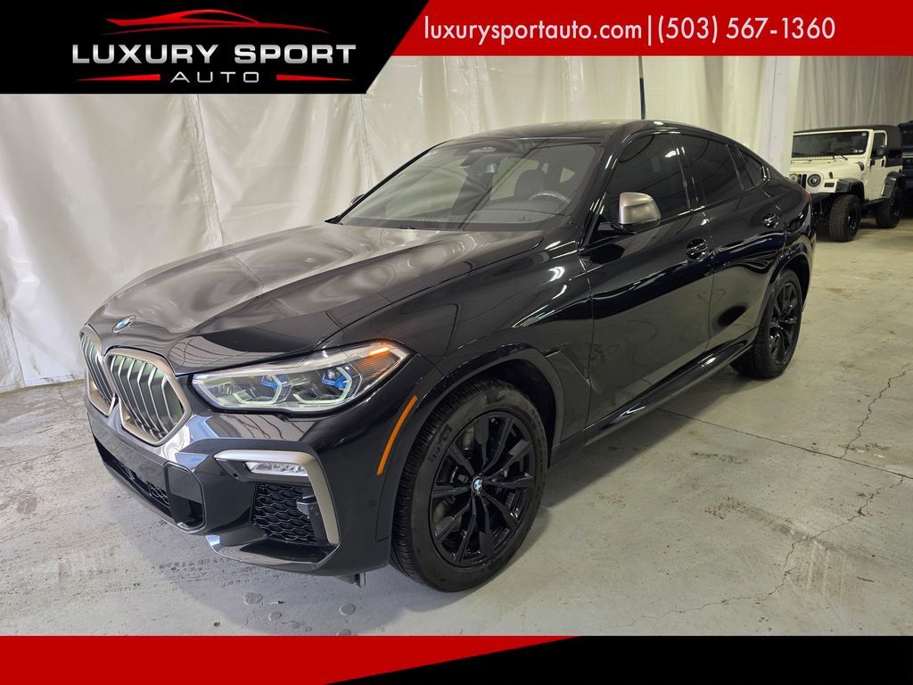 2020 BMW X6 M50i's photo