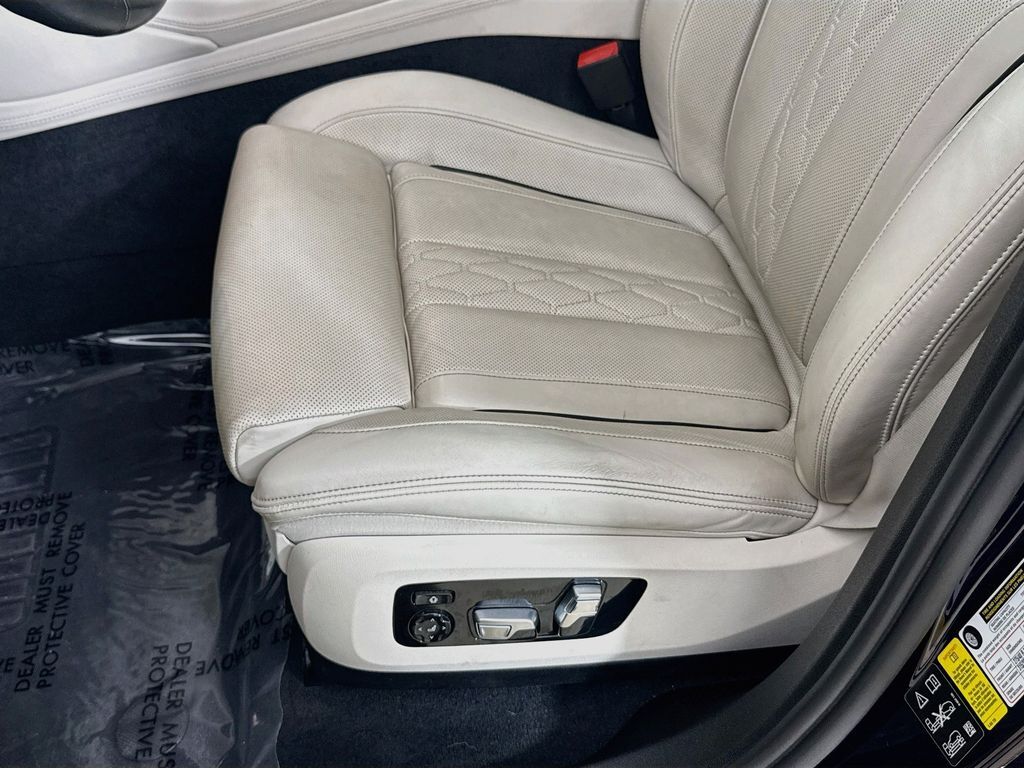 2020 BMW X6 M50i Willowbrook IL