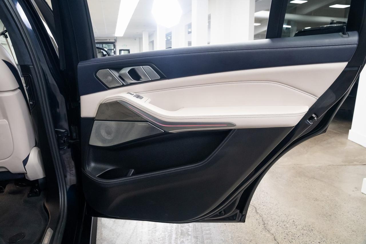2020 BMW X7 M50i Dynamic Handling Night Vision Executive Package Portland OR