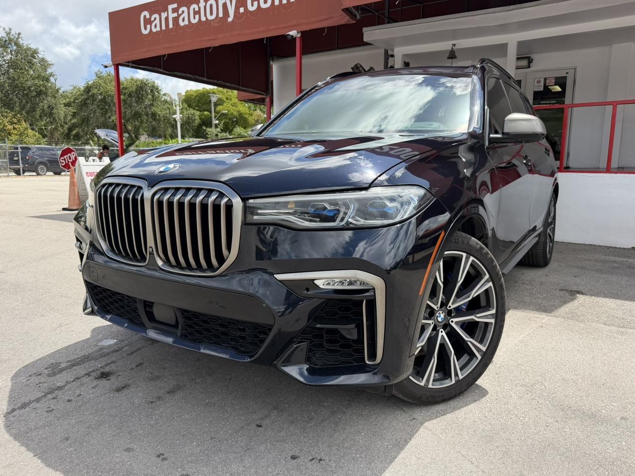 2020 BMW X7 M50i