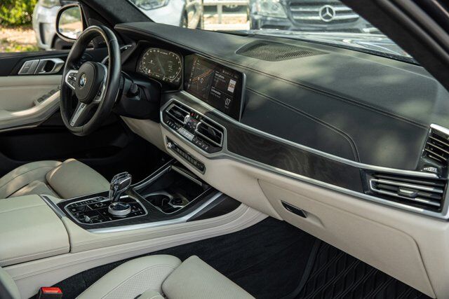 2020 BMW X7 M50i  Selma TX