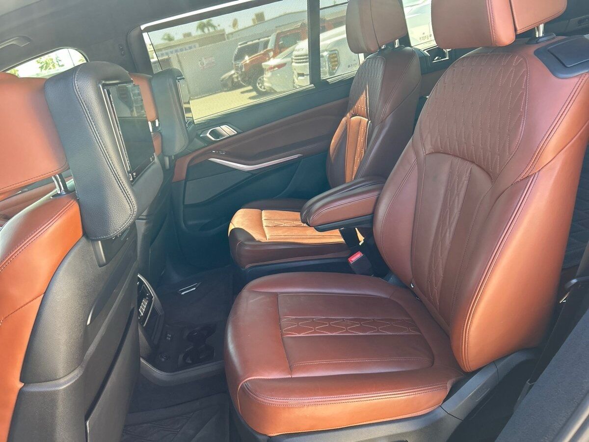 2020 BMW X7 xDrive40i Adaptive Cruise Second Row Captain&apos;s Chairs Portland OR
