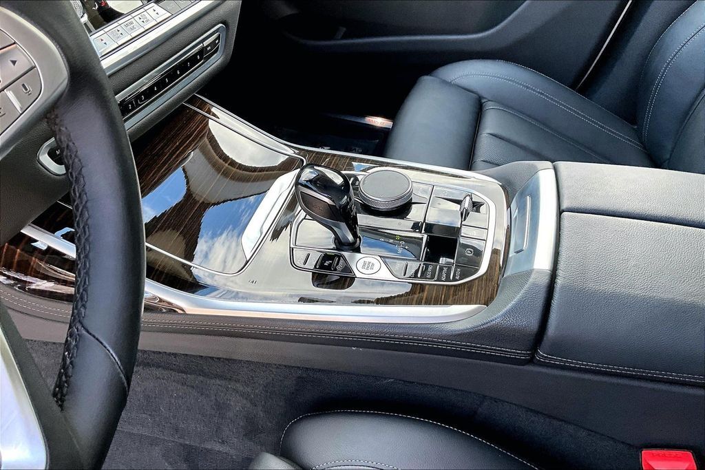 2020 BMW X7 xDrive40i OR