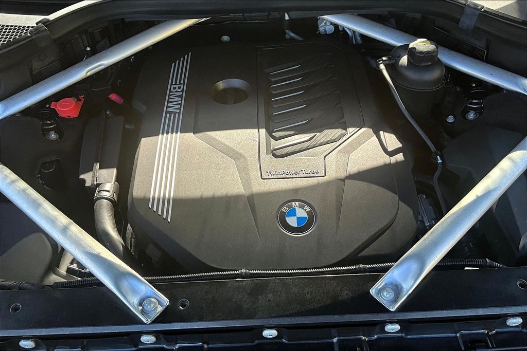 2020 BMW X7 xDrive40i OR