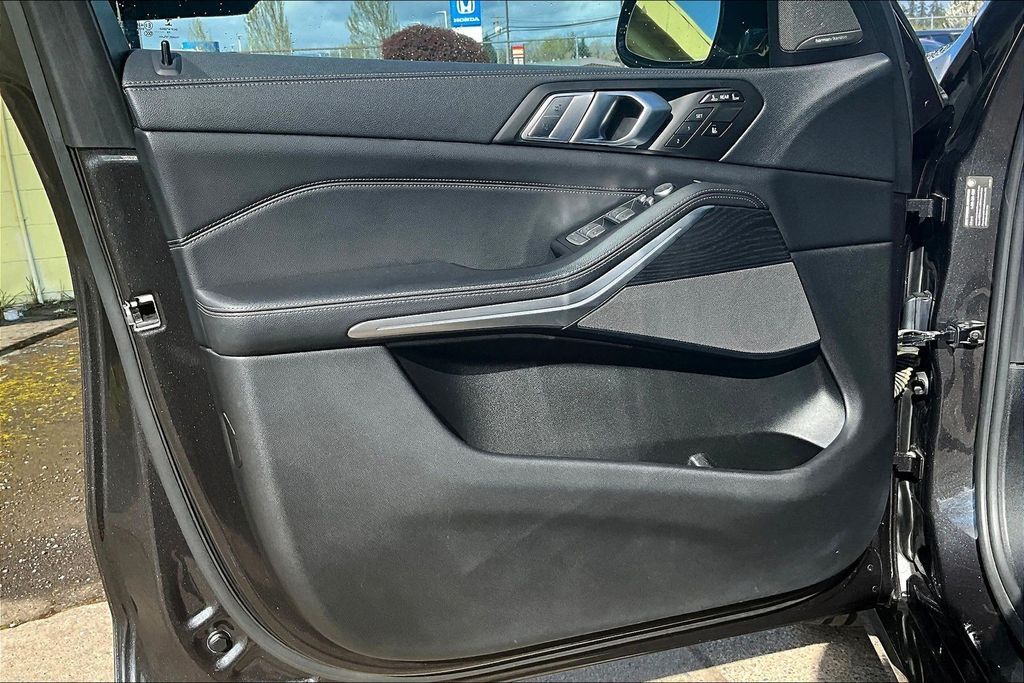 2020 BMW X7 xDrive40i OR