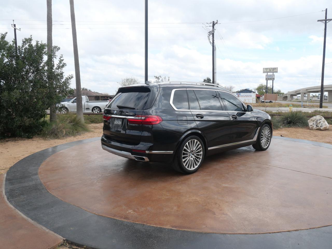 2020 BMW X7 xDrive40i