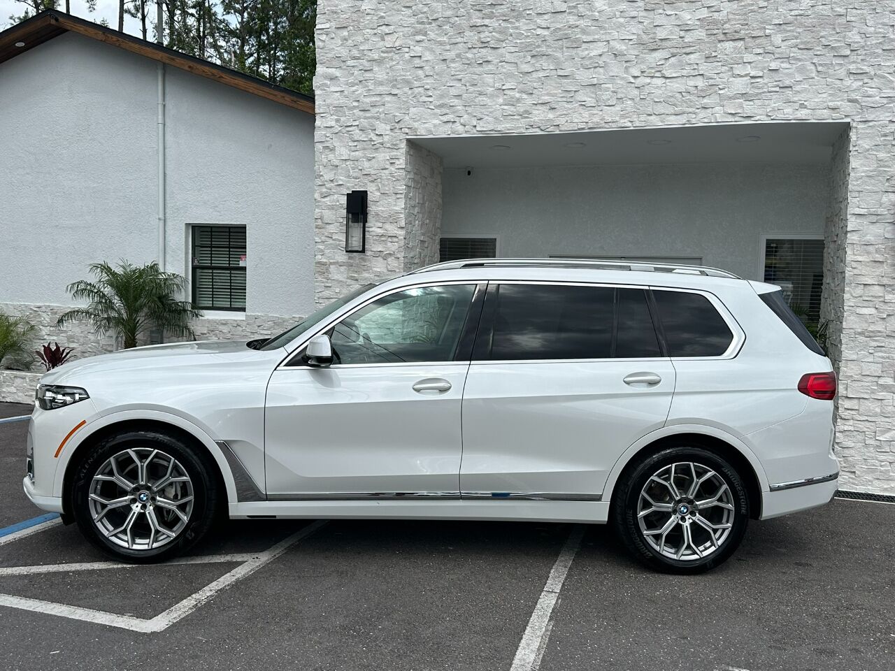 2020 BMW X7 xDrive40i Sports Activity Vehicle