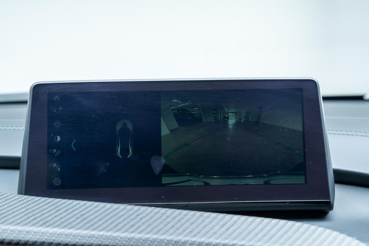 2020 BMW i8 Head-Up Display Harman Kardon Sound Portland OR