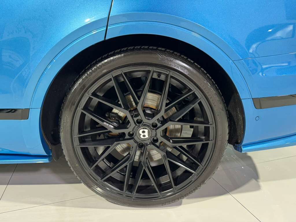 2020 Bentley Bentayga Speed Kingfisher paint, Blackline Specification, leather/alcantara interior AND MUCH MORE!! Fort Lauderdale FL