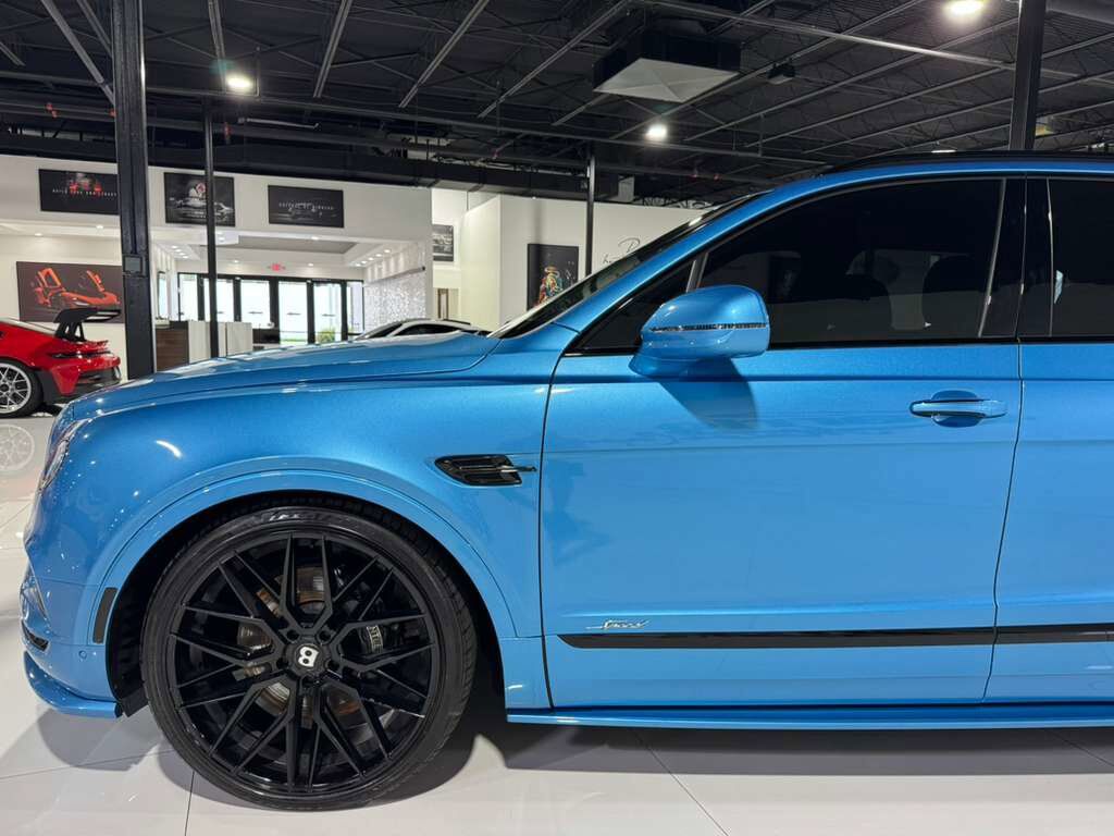 2020 Bentley Bentayga Speed Kingfisher paint, Blackline Specification, leather/alcantara interior AND MUCH MORE!! Fort Lauderdale FL