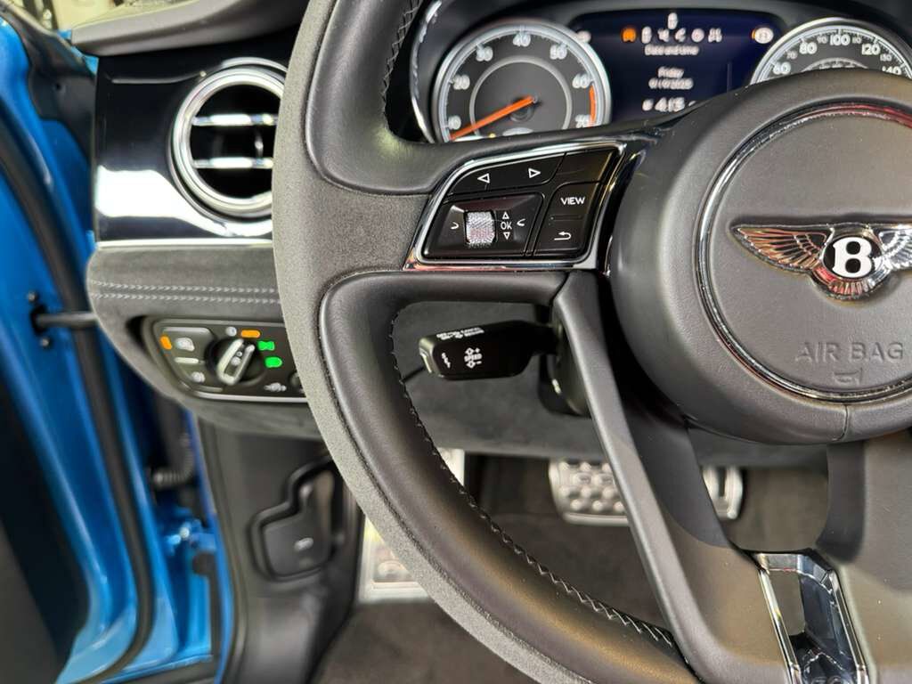 2020 Bentley Bentayga Speed Kingfisher paint, Blackline Specification, leather/alcantara interior AND MUCH MORE!! Fort Lauderdale FL