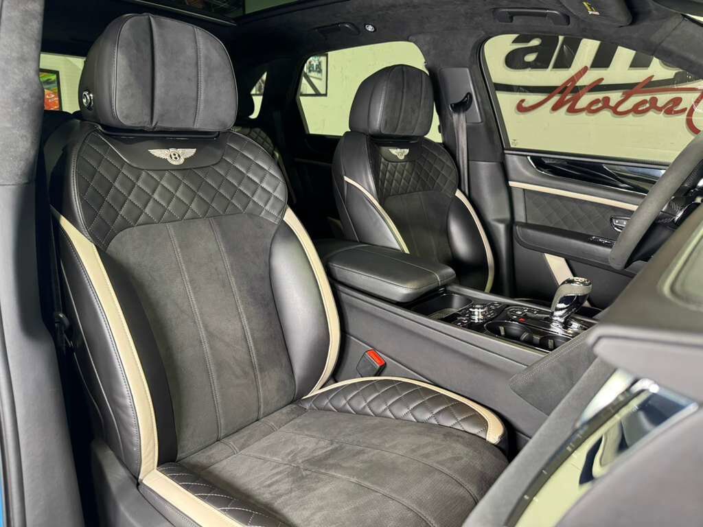 2020 Bentley Bentayga Speed Kingfisher paint, Blackline Specification, leather/alcantara interior AND MUCH MORE!! Fort Lauderdale FL