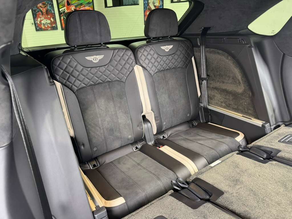 2020 Bentley Bentayga Speed Kingfisher paint, Blackline Specification, leather/alcantara interior AND MUCH MORE!! Fort Lauderdale FL