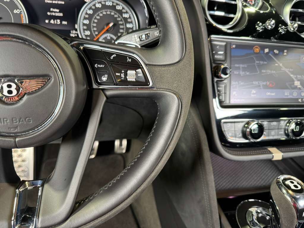 2020 Bentley Bentayga Speed Kingfisher paint, Blackline Specification, leather/alcantara interior AND MUCH MORE!! Fort Lauderdale FL