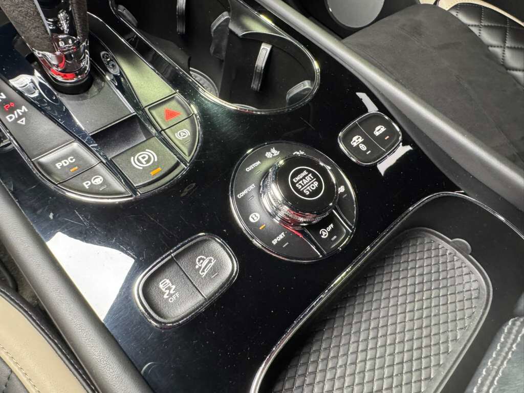 2020 Bentley Bentayga Speed Kingfisher paint, Blackline Specification, leather/alcantara interior AND MUCH MORE!! Fort Lauderdale FL