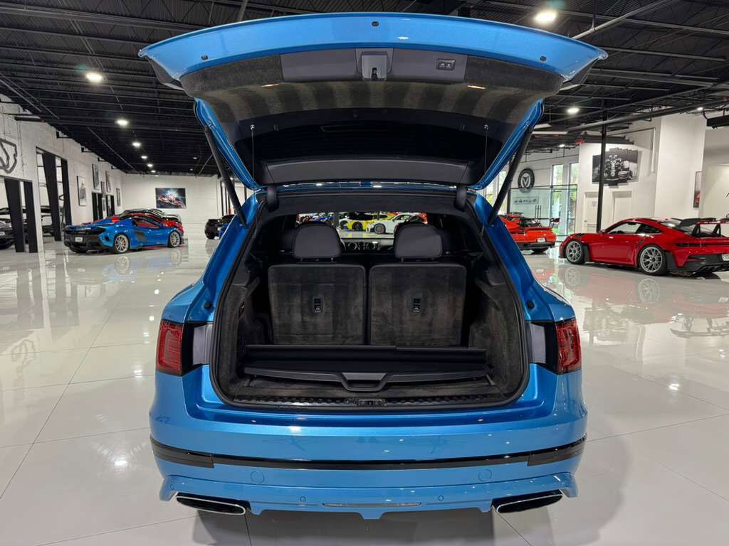 2020 Bentley Bentayga Speed Kingfisher paint, Blackline Specification, leather/alcantara interior AND MUCH MORE!! Fort Lauderdale FL