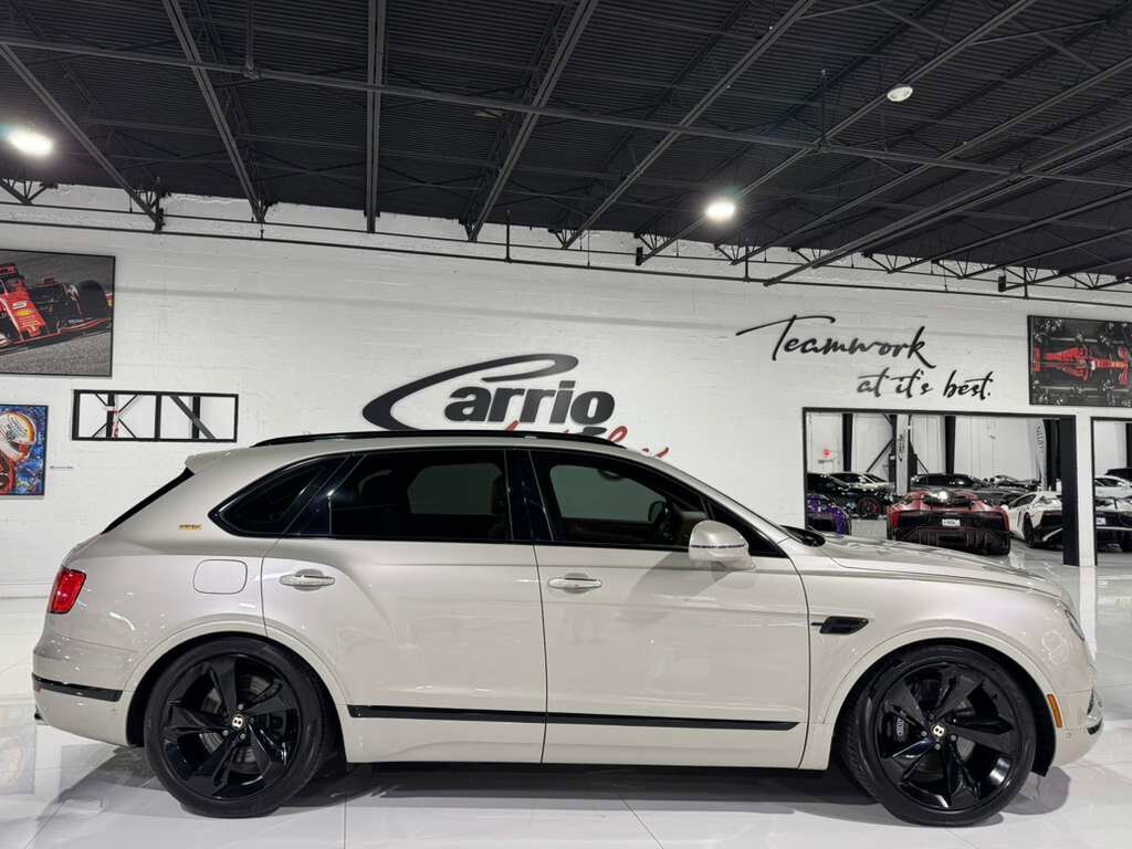 2020 Bentley Bentayga V8 Stetson Special Edition, White Sand paint, Blackline Specification AND MUCH MORE!! Fort Lauderdale FL