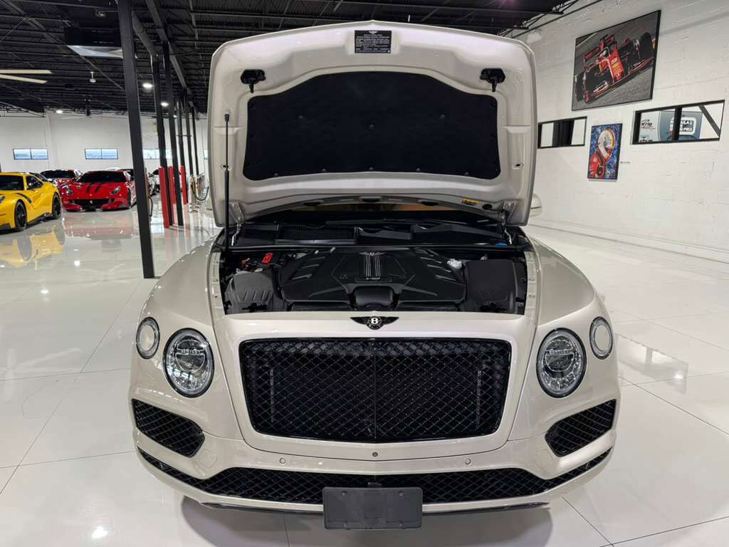 2020 Bentley Bentayga V8 Stetson Special Edition, White Sand paint, Blackline Specification AND MUCH MORE!! Fort Lauderdale FL