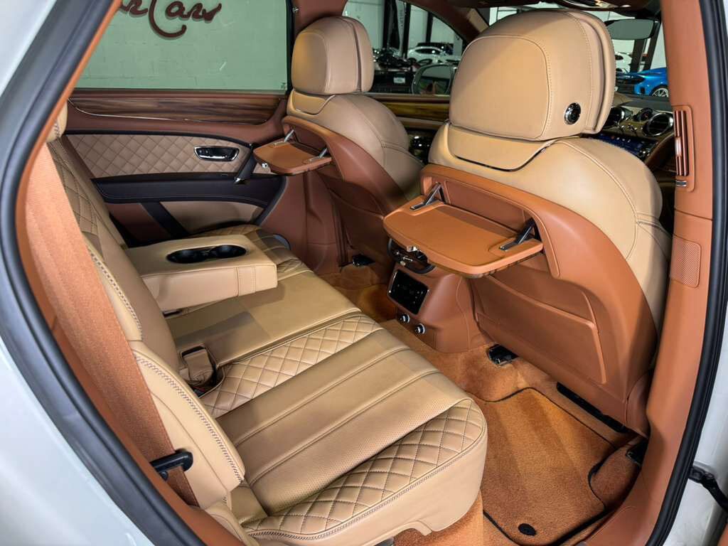 2020 Bentley Bentayga V8 Stetson Special Edition, White Sand paint, Blackline Specification AND MUCH MORE!! Fort Lauderdale FL