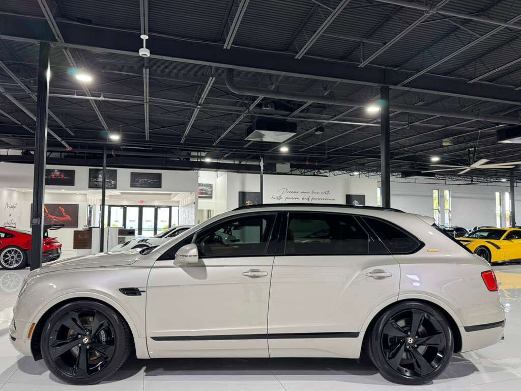 2020 Bentley Bentayga V8 Stetson Special Edition, White Sand paint, Blackline Specification AND MUCH MORE!! Fort Lauderdale FL