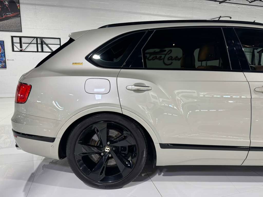 2020 Bentley Bentayga V8 Stetson Special Edition, White Sand paint, Blackline Specification AND MUCH MORE!! Fort Lauderdale FL