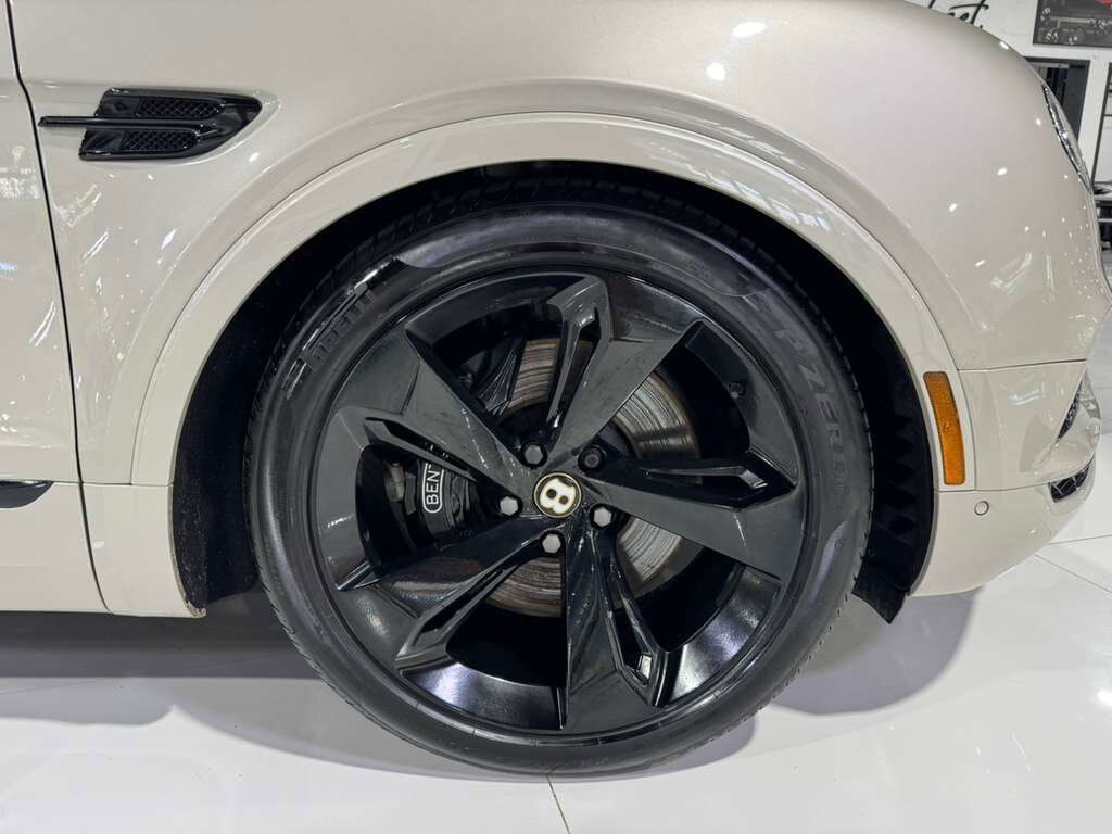 2020 Bentley Bentayga V8 Stetson Special Edition, White Sand paint, Blackline Specification AND MUCH MORE!! Fort Lauderdale FL