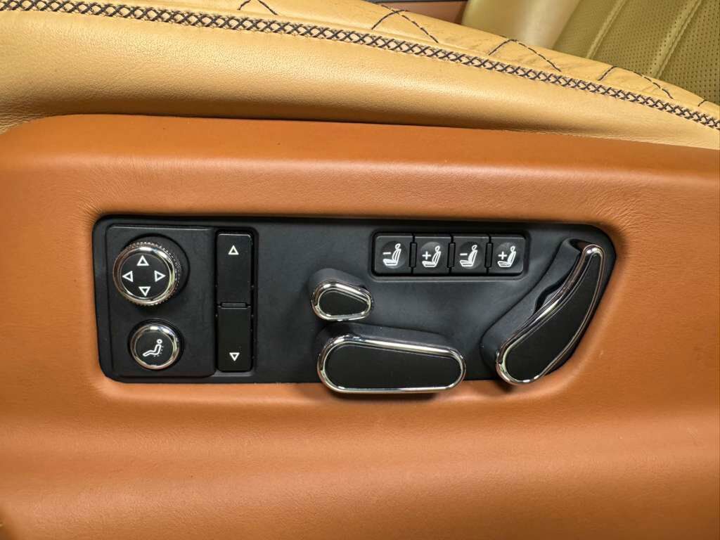 2020 Bentley Bentayga V8 Stetson Special Edition, White Sand paint, Blackline Specification AND MUCH MORE!! Fort Lauderdale FL