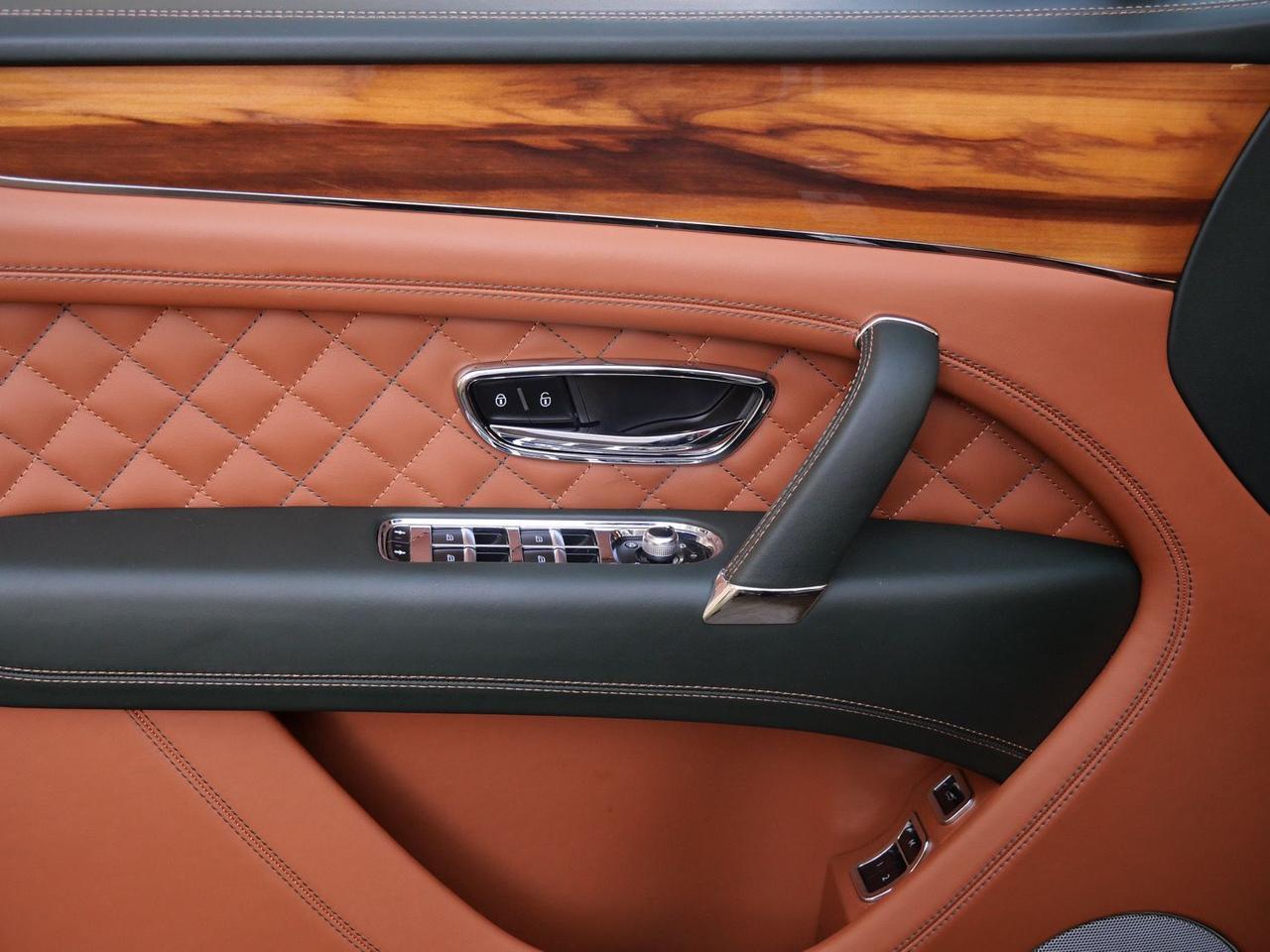 2020 Bentley Bentayga V8 V8 Lawrence KS