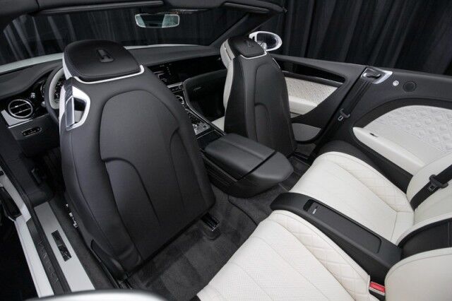 2020 Bentley Continental Continental GTC MULLINER V8 *ONLY 4500 MILES* San Diego CA