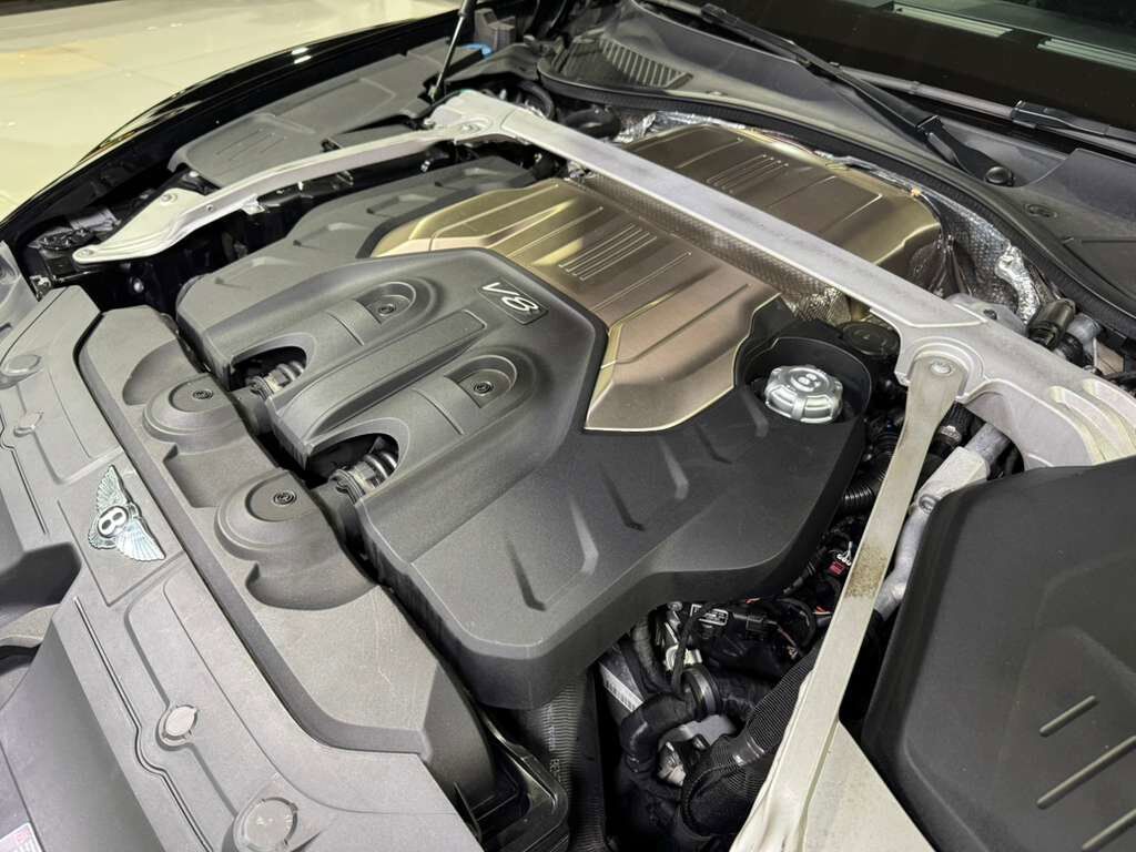 2020 Bentley Continental GT V8 Blackline Specification, Naim audio system AND MUCH MORE!! Fort Lauderdale FL