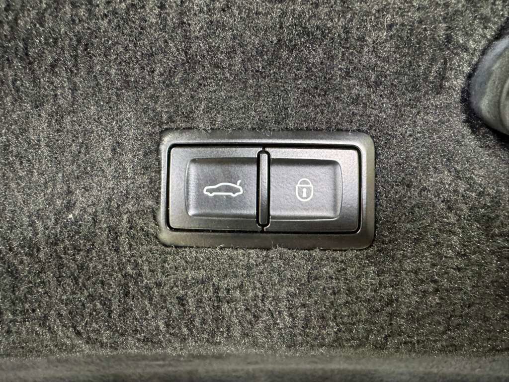 2020 Bentley Continental GT V8 Blackline Specification, Naim audio system AND MUCH MORE!! Fort Lauderdale FL
