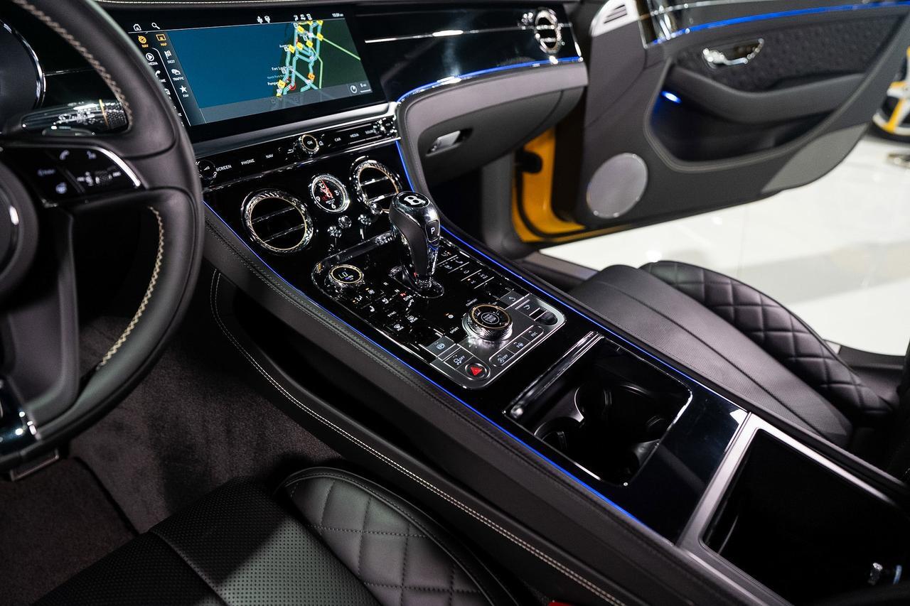 2020 Bentley Continental GT V8 Monaco Yellowpaint, Blackline specification, Mulliner driving specification AND MUCH MORE!!! Fort Lauderdale FL