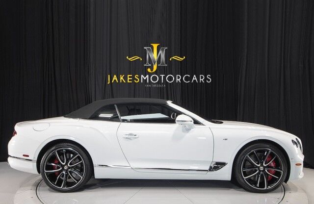 2020 Bentley Continental GTC V8 ($281,915 MSRP) *MULLINER DRIVING SPEC* *ONLY 3700 MILES* *$60,000 IN OPTIONS* San Diego CA