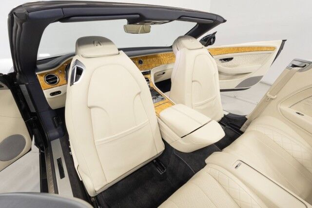 2020 Bentley Continental GTC V8 Convertible ($265,000 MSRP!) *MULLINER DRIVING SPEC* *TOURING SPEC* *ROTATING DISPLAY* San Diego CA
