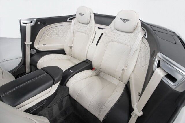 2020 Bentley Continental GTC V8 First Edition ($283,465 MSRP!) *ONLY 9600 MILES* *$62,000 IN OPTIONS* *WHITE ON WHITE* San Diego CA