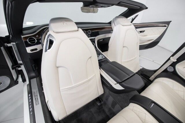 2020 Bentley Continental GTC V8 First Edition ($283,465 MSRP!) *ONLY 9600 MILES* *$62,000 IN OPTIONS* *WHITE ON WHITE* San Diego CA